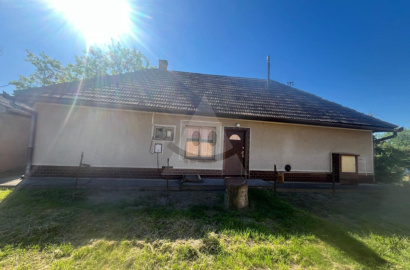 Na predaj rodinný dom v pôvodnom stave v Marcelovej Na predaj rodinný dom v pôvodnom stave v Marcelovej