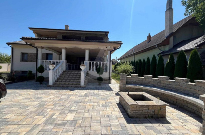 Na predaj luxusná vila v obci Číčov Na predaj luxusná vila v obci Číčov
