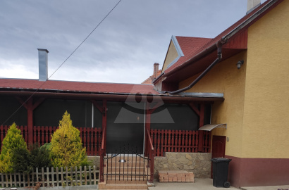 Na predaj 3 izbový rodinný dom s garážou v Kamenici nad Hronom Na predaj 3 izbový rodinný dom s garážou v Kamenici nad Hronom